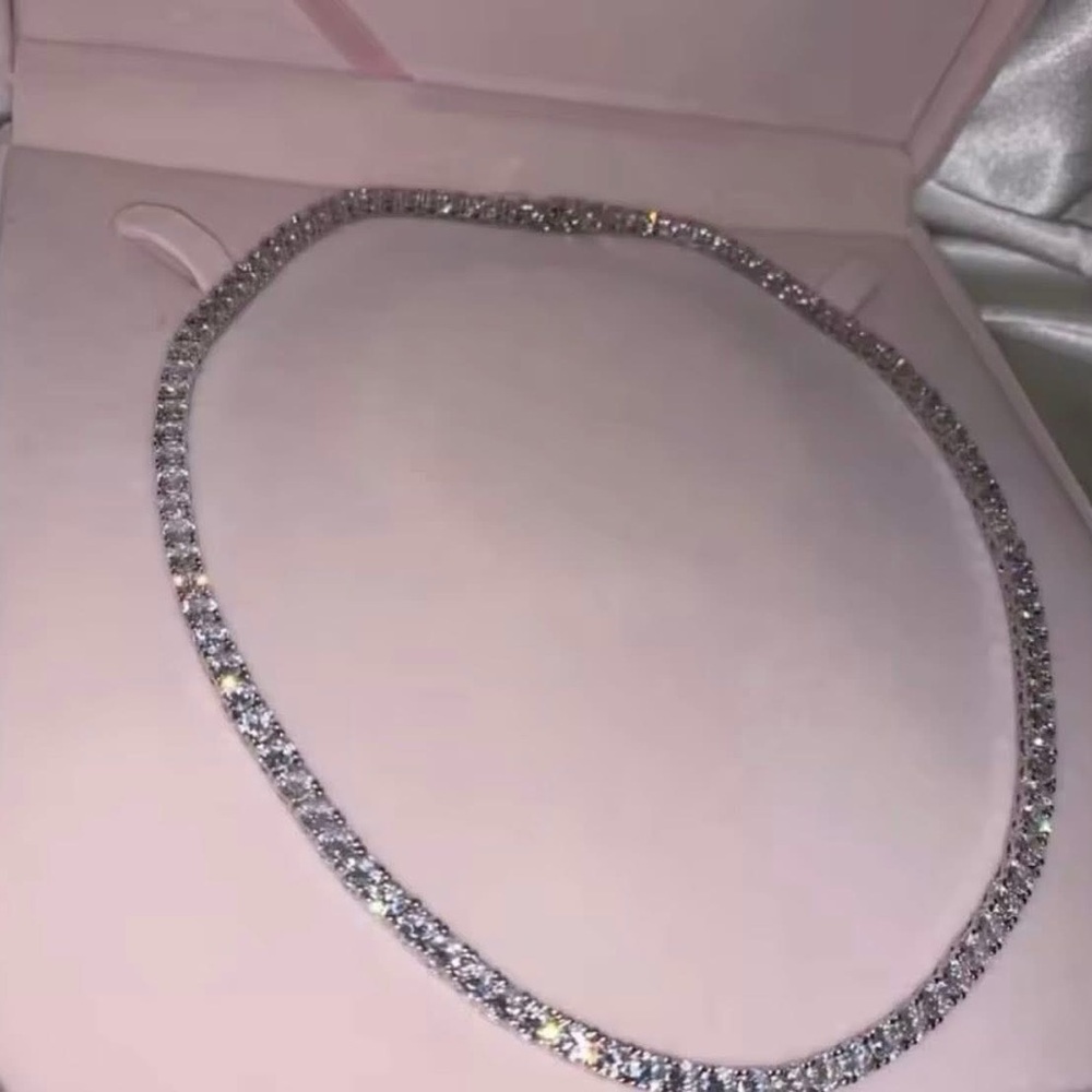 Necklace : Influence